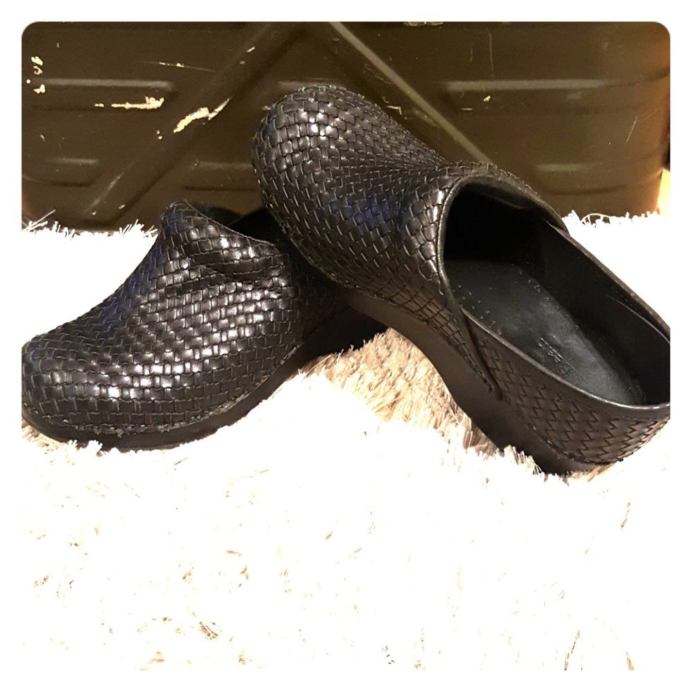 LL bean clogs